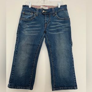 Levi’s flap pocket capris. Size 9